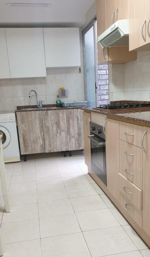 Apartment For 6 People. บาเลนเซีย ภายนอก รูปภาพ
